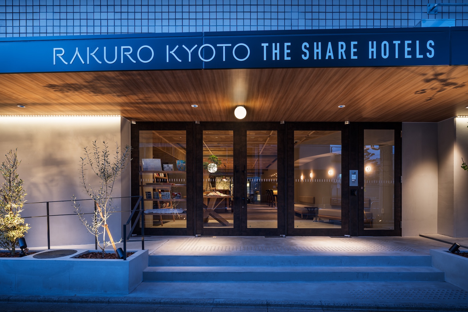 RAKURO THE SHARE HOTEL