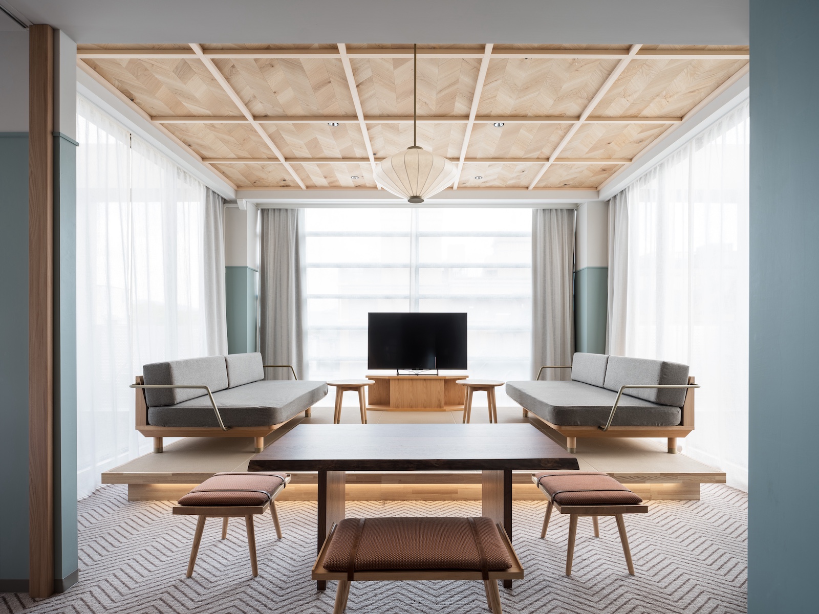 RAKURO THE SHARE HOTEL